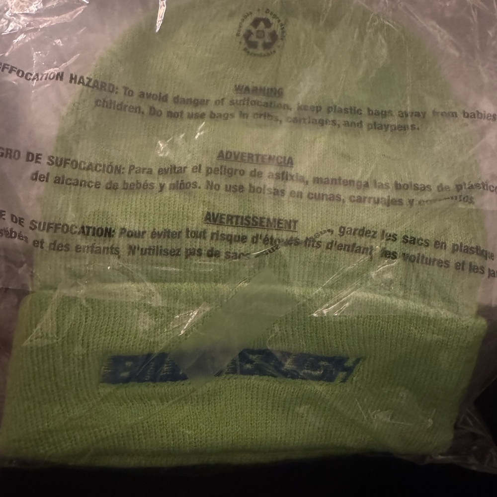 Billie eilish like green beanie